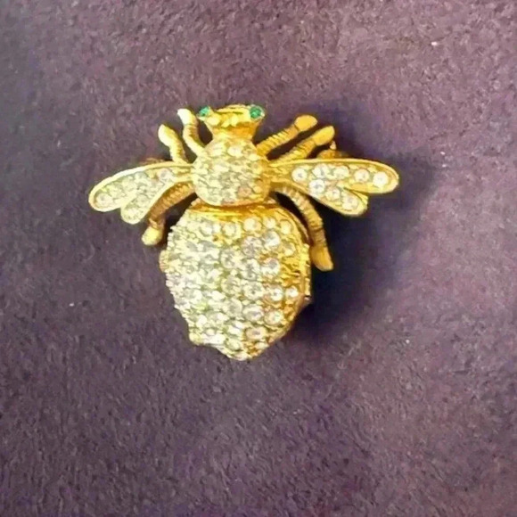Joan Rivers Sparkling Rhinestone Bee Watch Pin - Gold Toned and Clear Crystal Be